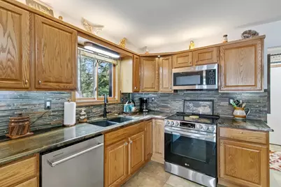 W10725 Wildwood Way, Poynette, WI 53955 - Photo 7