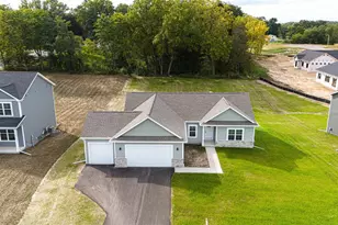 503 Ridge Ct, Orfordville, WI 53576 - Photo 3
