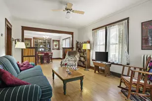 533 Ohio Ave, Madison, WI 53704 - Photo 7