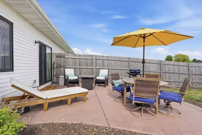 588 Stonewood Court, Janesville, WI 53536 - Photo 33