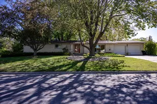 111 W Monroe St, Mauston, WI 53948 - Photo 37