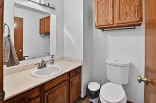 517 Knightsbridge Rd, Waunakee, WI 53597 - Photo 29
