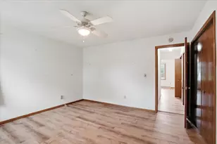 312 S Vine St, Belleville, WI 53508 - Photo 35