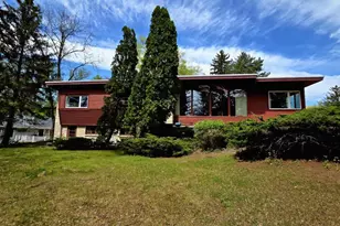 612 Silver Lake Dr, Portage, WI 53901 - Photo 1
