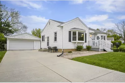424 Martin Street, Sun Prairie, WI 53590 - Photo 5