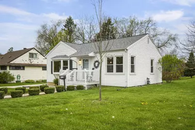 424 Martin Street, Sun Prairie, WI 53590 - Photo 3