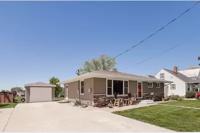 880 2nd Street, Platteville,  53818 - Photo 1