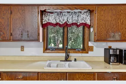 415 High Street, Randolph, WI 53956 - Photo 15