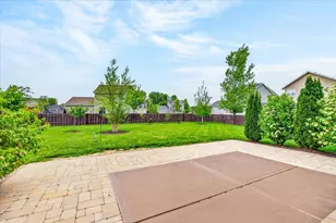 876 Remington Way, Sun Prairie, WI 53590 - Photo 11