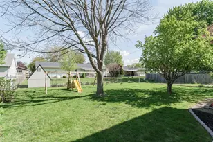 2511 Wesley Ave, Janesville, WI 53545 - Photo 5