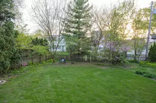 131 Kensington Dr, Madison, WI 53704 - Photo 7