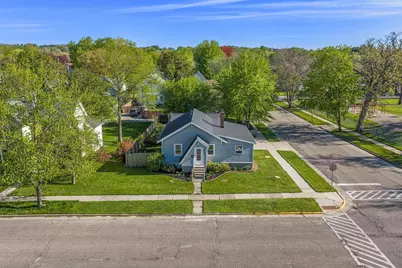 431 5th Street, Baraboo, WI 53913 - Photo 3