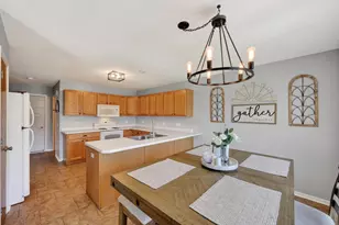 310 W Clover Ln, Cottage Grove, WI 53527 - Photo 7