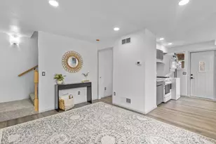 1317 Everett St, Madison, WI 53704 - Photo 5