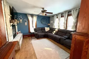 318 N 3rd St, Fort Atkinson, WI 53538 - Photo 19