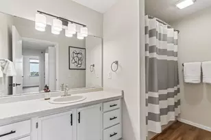 301 Harbour Town Dr, Madison, WI 53717 - Photo 19