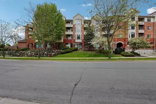 301 Harbour Town Dr, Madison, WI 53717 - Photo 29