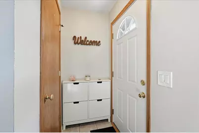118 Violet Circle, Madison, WI 53714 - Photo 7
