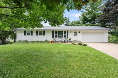 118 Violet Circle, Madison, WI 53714 - Photo 3