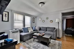 554 Mifflin St, Madison, WI 53703 - Photo 13