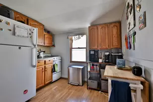 554 Mifflin St, Madison, WI 53703 - Photo 15