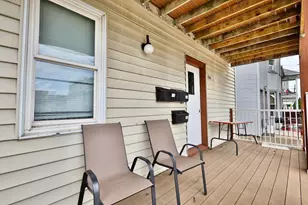 554 Mifflin St, Madison, WI 53703 - Photo 21