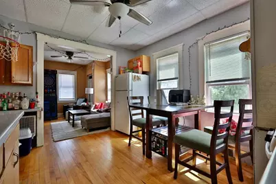 554 Mifflin Street, Madison, WI 53703 - Photo 5