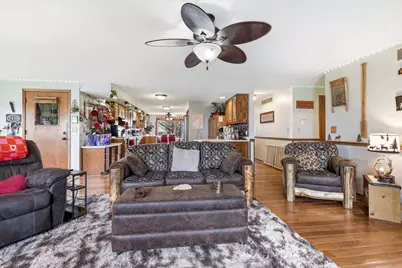 9096 E Stagecoach Trail, Warren, IL 61087 - Photo 3