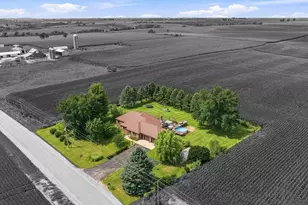 9096 E Stagecoach Trail, Warren, IL 61087 - Photo 27