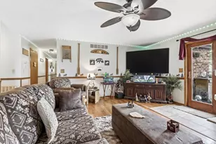 9096 E Stagecoach Trail, Warren, IL 61087 - Photo 9