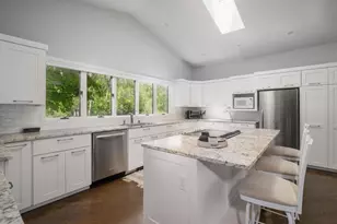 8029 Shag Bark Cir, Cross Plains, WI 53528 - Photo 7