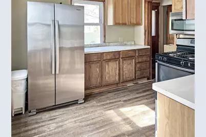 806 E Main Street, Reedsburg, WI 53959 - Photo 17