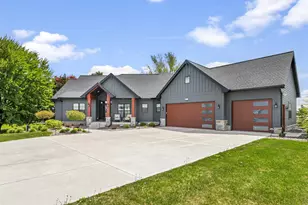 6612 Florance Ruth Ln, Sun Prairie, WI 53590 - Photo 3