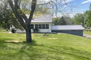 N5846 Dunning Rd, Pardeeville, WI 53954 - Photo 3