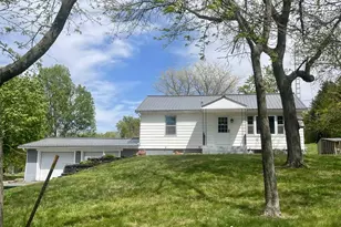 N5846 Dunning Rd, Pardeeville, WI 53954 - Photo 5