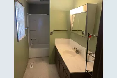 607 Beaumont Road, Prairie Du Chien, WI 53821 - Photo 11