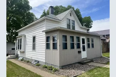 607 Beaumont Road, Prairie Du Chien, WI 53821 - Photo 1