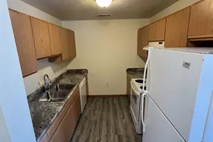 29 Garrison Dr, Janesville, WI 53536 - Photo 13