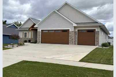 4515 Huntington Avenue, Janesville, WI 53546 - Photo 3