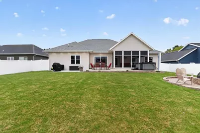 4515 Huntington Avenue, Janesville, WI 53546 - Photo 13