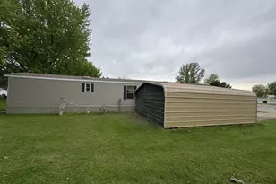 560 W 21st Street, Monroe, WI 53566 - Photo 7