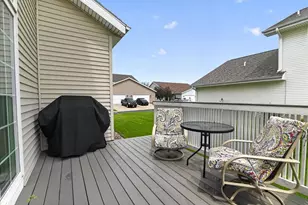 5220 Sassafrass Dr, Fitchburg, WI 53711 - Photo 11