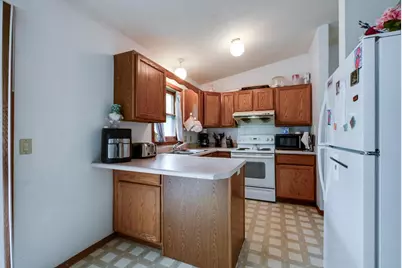 5830 Oxbow Bend, Madison, WI 53716 - Photo 13