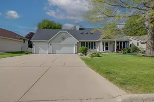 3517 Kingsbridge Dr, Janesville, WI 53546 - Photo 1