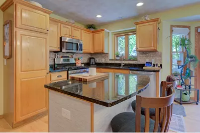 3517 Kingsbridge Drive, Janesville, WI 53546 - Photo 5