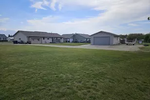 2612 Affirmed Dr, Janesville, WI 53546 - Photo 35