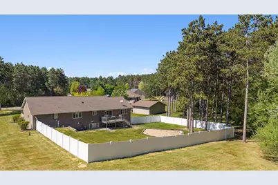 N7579 Pine Ridge Circle, Portage, WI 53901 - Photo 45