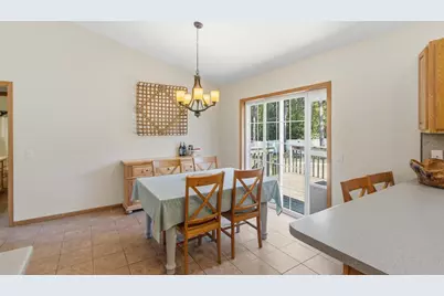N7579 Pine Ridge Circle, Portage, WI 53901 - Photo 5