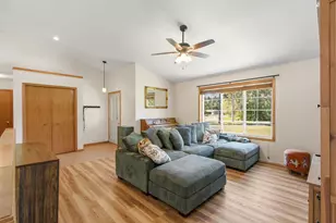 N7579 Pine Ridge Cir, Portage, WI 53901 - Photo 17