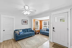 1212 Johnson St, Madison, WI 53703 - Photo 3